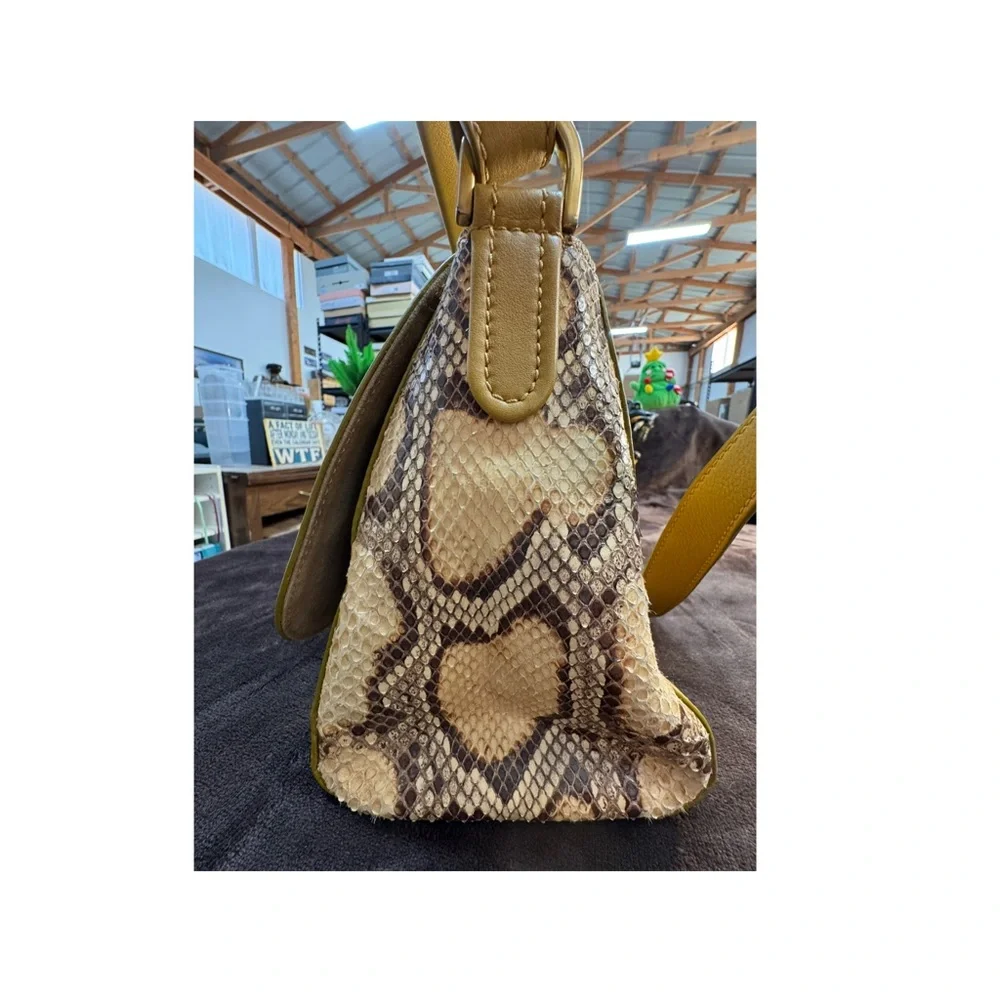 Authentic Fendi Python and Leather Shoulder Bag - Picture 5 of 12